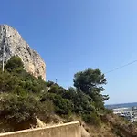 Lejlighed Ifach & Sea View Retreat