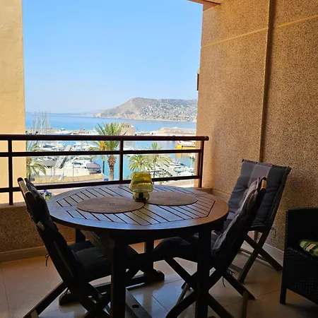 Ifach & Sea View Retreat Κάλπε