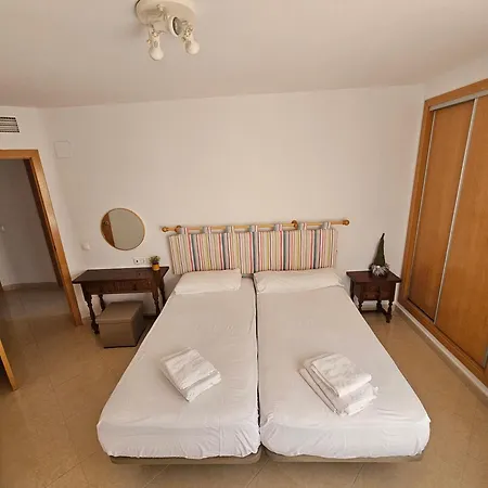 Ifach & Sea View Retreat * Κάλπε